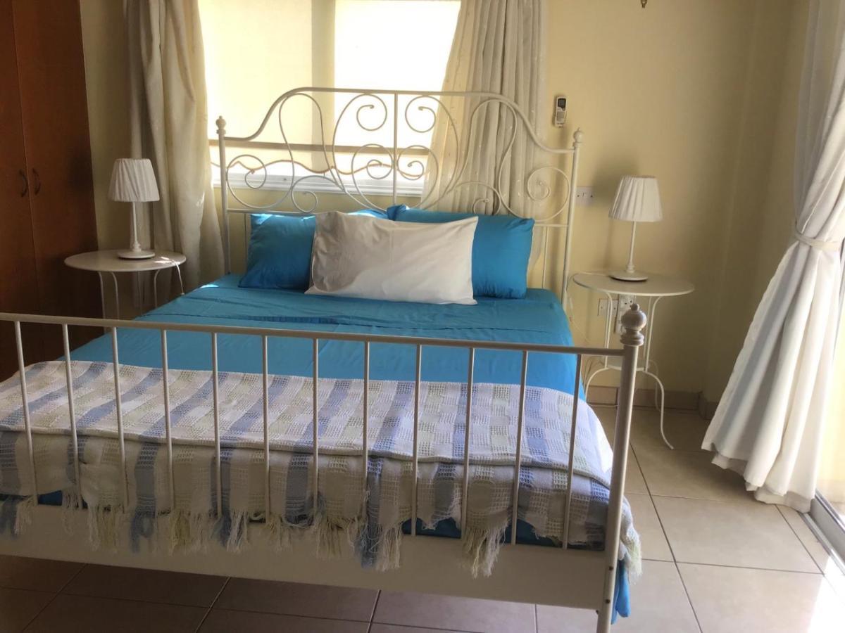 Carolyn Villa Is A Luxury 4-Bedroom Villa With Private Pool In Ajía Nápa Kültér fotó